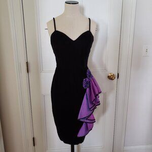 Vintage 80s 90s black velvet cocktail dress 6